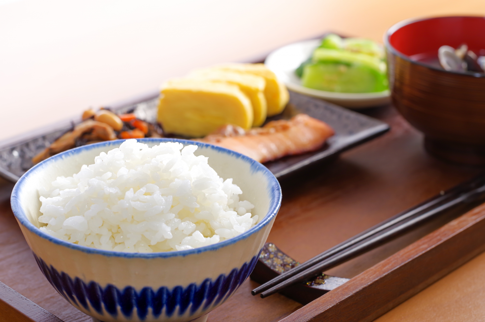 朝食